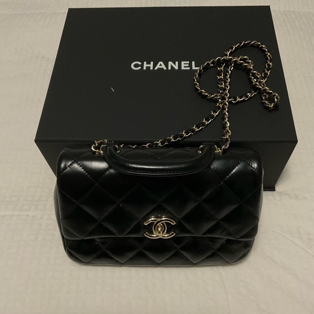CHANEL Shiny Lambskin Quilted Coco
Trip Flap Bag Black Item #: 1807911 - Picture 7 of 13